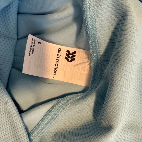 New All In Motion Ultra High-Rise Rib Leggings Woman’s Size Small in Blue - Picture 12 of 14